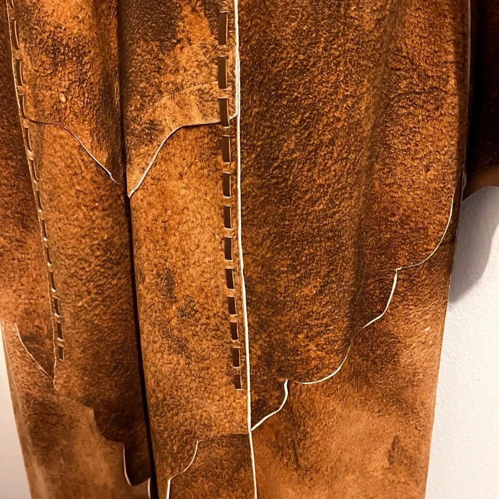 Penny Lane Rodeo-Ready Vintage Levinson
Leather Coat - NFR Statement Piece - Picture 6 of 15